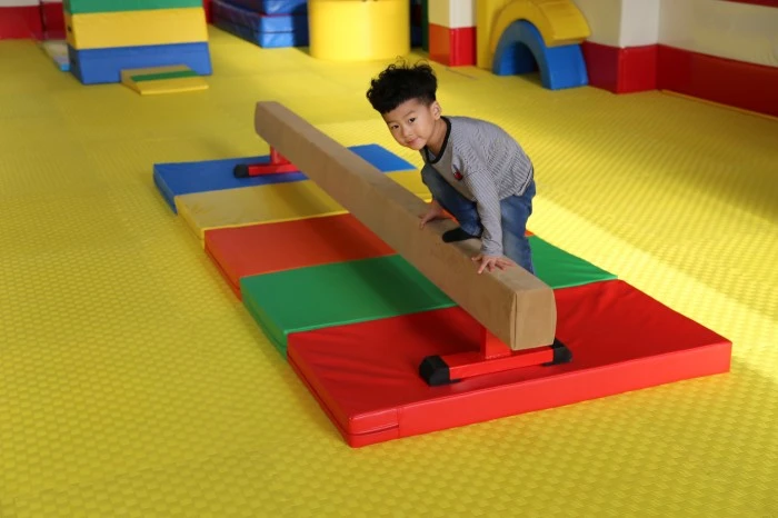 Low Balance Beam And Mats